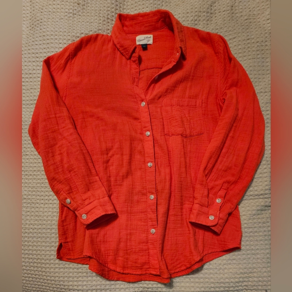 Universal Thread Button Down‎ - Target